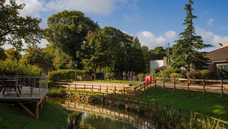 The Great Ribby Duck Race