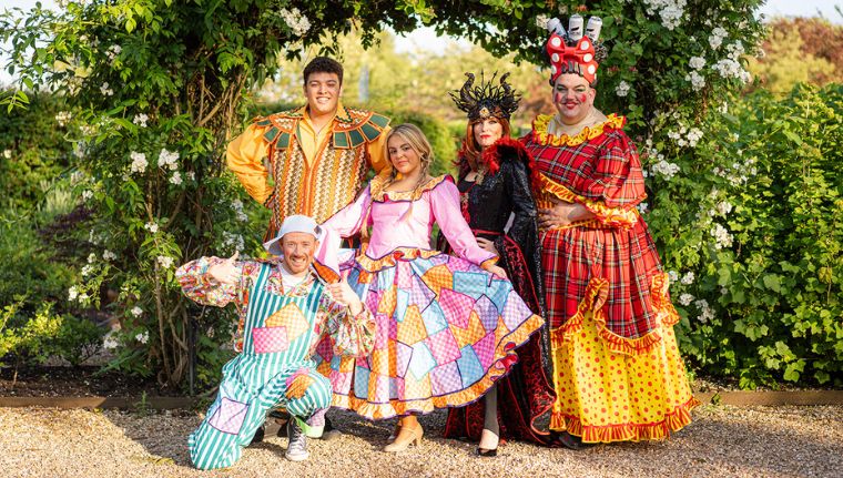 Family Pantomime